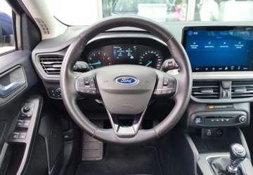 Ford Focus IV Hatchback Facelifting 1.0 EcoBoost 125KM 2022 Ford Focus Ford Focus 1.0 EcoBoost Titanium Benzyna 125KM, zdjęcie 7