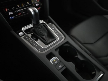 Volkswagen Arteon Shooting Brake Plug-in 1.4 TSI Plug-In-Hybrid 218KM 2021 Volkswagen Arteon FV23% PHEV R-Line full LED, zdjęcie 32