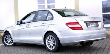 Mercedes Klasa C W204 Limuzyna 1.8 180 K 156KM 2010 Mercedes C 180 1.8 156KM/Klimatronic/ 6 Biegów/, zdjęcie 9