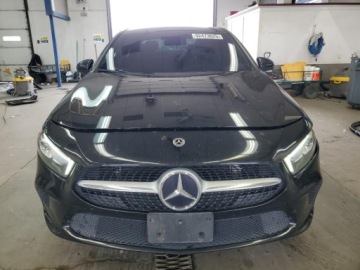 Mercedes Klasa A W177/V177 2022 Mercedes-Benz Klasa A 220 4Matic 2022 2.0L 2.0 Benzyna 188KM, zdjęcie 5