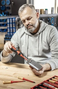 HOGERT HT1S997 Набор изолированных отверток для электриков 1000В S2 13 шт.