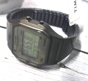 ZEGAREK TIMEX RETRO STYLE T80 TW2U94000 INDIGLO