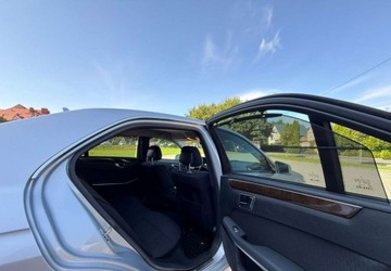 Mercedes Klasa E W212 Limuzyna 220 CDI BlueEFFICIENCY 170KM 2012 Mercedes-Benz Klasa E Mercedes-Benz Klasa E 220 BlueTEC 7G-TRONIC Elegance, zdjęcie 28