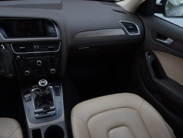 Audi A4 B8 Limousine Facelifting 1.8 TFSI 170KM 2014 Audi A4 1.8 TFSI, Salon Polska, Skóra, Xenon, zdjęcie 7