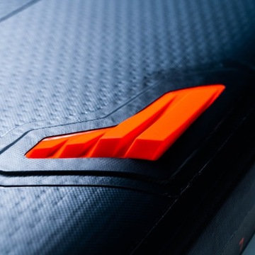 Надувная доска JOBE DUNA ELITE 11.6 CARBON - борта из углеродного волокна