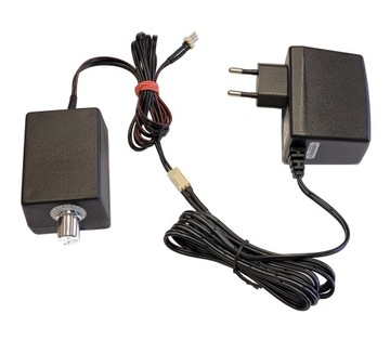 Zasilacz 230V / 12V 2,4A z regulatorem napięcia