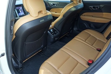 Volvo V40 II 2019 Volvo V60 Cross Country salonPL AWD Panorama Kamera Klima 4stref. ACC, zdjęcie 23