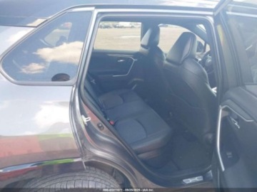 Toyota RAV4 V 2022 Toyota RAV4 hybrid xse, 2022r., 4x4, 2.5L 2.5 Hybryda 176KM, zdjęcie 9