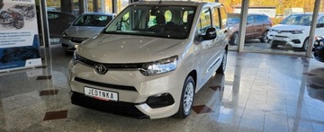 Toyota 2022 Toyota Proace City Verso Polski salon 130KM Long 7foteli Perfekcyjny stan, zdjęcie 11