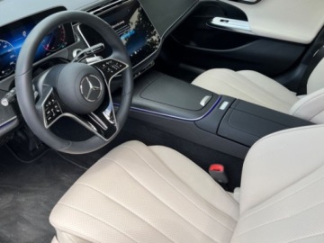 Mercedes Klasa E W214 Sedan 2.0 200 204KM 2025 E Klasa 200 4-Matic Avantgarde 2.0 (204KM) 2025, zdjęcie 8