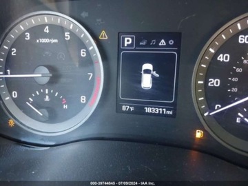 Hyundai Tucson III 2018 Hyundai Tucson 2018 Hyundai Tucson SEL AWD 2.0 Benzyna 164KM, zdjęcie 13