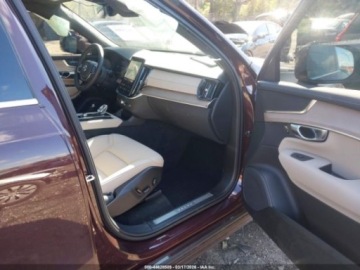 Volvo XC90 II 2026 Volvo XC 90 Plus 2026 2.0 Benzyna 247KM, zdjęcie 9