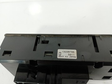 OPEL ASTRA H 04-10 PANEL ŘÍZENÍ REGULACE TLAČÍTKO OKNO OE 132287066