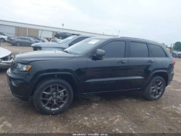 Jeep Grand Cherokee IV 2021 Jeep Grand Cherokee 80Th Anniversary 2021 3.6l 3.6 Benzyna 293KM, zdjęcie 2