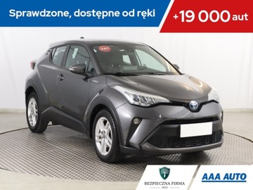 Toyota C-HR I Crossover Facelifting 1.8 Hybrid 122KM 2020 Toyota C-HR 1.8 Hybrid, Salon Polska