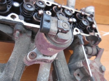 OPEL ASTRA G VECTRA B 1.6 8V X16SZR ГОЛОВКА КЛАПАНОВ