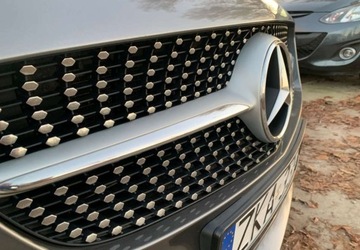 Mercedes Klasa A W176 Hatchback 5d Facelifting 180 122KM 2016 Mercedes-Benz Klasa A Mercedes-Benz Klasa A 180 7G-DCT AMG Line 1.6 Benzyna, zdjęcie 30