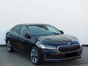 Skoda Superb IV Liftback 2.0 TDI 193KM 2025 SKODA Superb Edition 130 2.0 TDI SCR 4x4 DSG Sedan 193KM 2025, zdjęcie 3