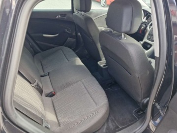 Opel Astra J Hatchback 5d 1.6 Twinport ECOTEC 115KM 2011 Opel Astra Sliczna 1.6 b Doinwestowana Bezwypadkowa Zarejestrowana Gwaranc, zdjęcie 18