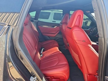 Maserati Levante 2022 Maserati Levante Modena 2022 3.0 Benzyna 345KM, zdjęcie 4