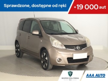 Nissan Note I Mikrovan Facelifting 1.4 88KM 2013 Nissan Note 1.4, Salon Polska, Navi, Klima