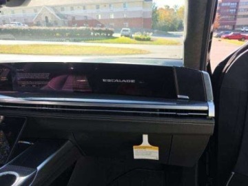 Cadillac Escalade III 2026 Cadillac Escalade Cadillac Escalade V-Series 1SD 6.2 Benzyna 682KM, zdjęcie 16