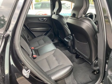 Volvo XC60 II Crossover D3 150KM 2018 Volvo XC 60 LEDY NAWIGACJA PARKTRONIC ASYSTEN PASA GRZANE FOTELE POLSKORY, zdjęcie 6