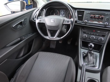 Seat Leon III ST 1.6 TDI CR 105KM 2015 Seat Leon 1.6 TDI, Salon Polska, Serwis ASO, zdjęcie 6