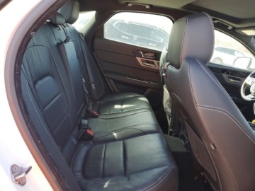 Jaguar XF II Sedan 3.0 V6 380KM 2017 Jaguar XF R-Sport 2017 3.0 Benzyna 380KM, zdjęcie 10