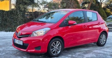 Toyota Yaris III Hatchback 5d Facelifting 1.0 VVT-i 69KM 2014 TOYOTA YARIS 1.0 VVT-i Edition-S 69KM KLIMA-PRZEBIEG TYLKO 97 TKM!!!