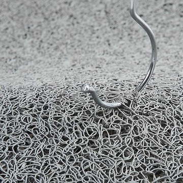 ПРОТИВОСКОЛЬЗЯЩИЙ КОВРИК ДЛЯ ДУША С ДРЕНАЖНЫМИ ОТВЕРСТИЯМИ, БЫСТРОСЫХАЮЩИЙ