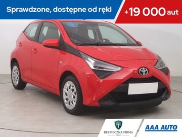 Toyota Aygo II Hatchback 3d Facelifting 1.0 VVT-i 72KM 2018 Toyota Aygo 1.0 VVT-i, Salon Polska