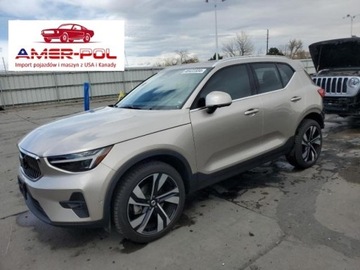 Volvo XC40 2024 Volvo XC 40 2024 r., 2,0L PLUS 2.0 Benzyna 247KM