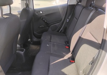 Peugeot 208 I Hatchback 5d Facelifting 1.6 BlueHDi 75KM 2017 Peugeot 208 2017r, Salonowy. 1.6 HDI. Uszkodzony przod. Jezdzi. 1.6 75KM, zdjęcie 8