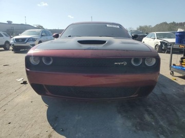 Dodge Challenger III 2018 Dodge Challenger 2018 SRT HellCat 6.2 Benzyna 707KM, zdjęcie 5