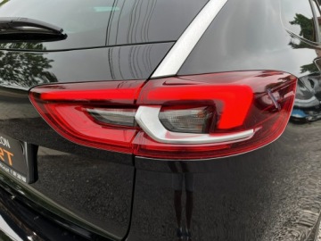 Opel Insignia II Sports Tourer Facelifting 2.0 Diesel 174KM 2021 Opel Insignia Salon Pl / Bezwypadkowy / Automat, zdjęcie 24