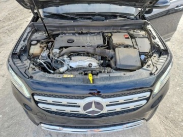 Mercedes GLB 2021 Mercedes-Benz GLB 2021 MERCEDES-BENZ GLB 250 4MATIC 2.0 Benzyna 221KM, zdjęcie 12