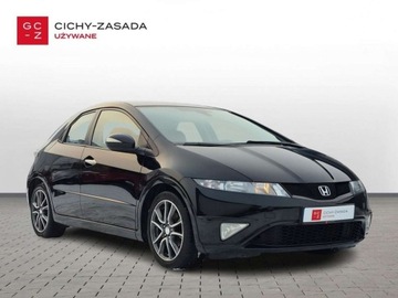 Honda Civic VIII Hatchback 3d 1.8 i-VTEC 140KM 2011 Honda Civic 1.8 benzyna 140KM cz.park. alufelgi klima autom. multifunkcja, zdjęcie 6