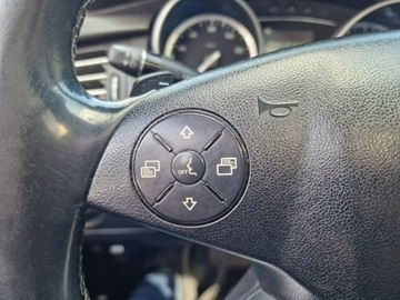 Mercedes Klasa R Off-roader Facelifting 350 CDI 4MATIC 265KM 2011 Mercedes R 350 3.0 CDI 265 KM, Long, 4 Matic,, zdjęcie 15