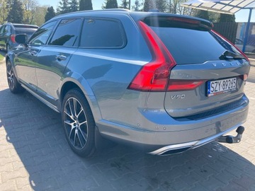 Volvo V90 II Kombi 2.0 T6 320KM 2018 VOLVO V90 II CROSS COUNTRY 4X4 T6 + LPG INSCRIPTION - do negocjacji, zdjęcie 3