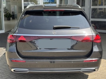 Mercedes Klasa E W214 All-Terrain 2.0 220d 197KM 2025 E Klasa 220 d 4-Matic Avantgarde Estate 2.0 (197KM) 2025, zdjęcie 3