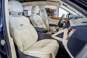 Bentley Bentayga 2021 Bentley Bentayga V8 2021, Bezwypadkowy 4.0 Benzyna 542KM, zdjęcie 23