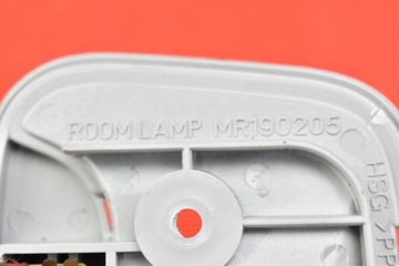 LAMPA OSVĚTLENÍ INTERIÉR ZADNÍ MITSUBISHI LANCER 8 VIII 09R