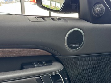 Land Rover Discovery V Terenowy 2.0 SD4 240KM 2019 Land Rover Discovery SD4 HSE, Pneumatyka, 360° 1wł, zdjęcie 23