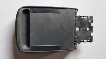 LOKETNÍ OPĚRKA SKŘÍŇKA VOLKSWAGEN OE 5NA864207