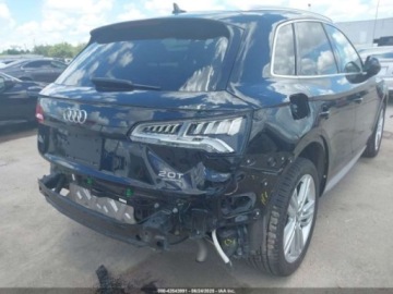 Audi Q5 II SUV 2.0 TFSI 252KM 2018 Audi Q5 2018 AUDI Q5 2.0T PREMIUM2.0T TECH PREMIUM 2.0 Benzyna 252KM, zdjęcie 5