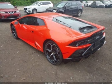 Lamborghini Huracan 2020 Lamborghini Huracan Evo, 2020r., 4x4, 5.2L 5.2 Benzyna 630KM, zdjęcie 3