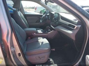 Toyota Highlander III 2021 Toyota Highlander XLE 2021 3.5l 3.5 Benzyna 295KM, zdjęcie 9