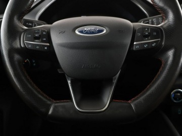 Ford Focus III Kombi Facelifting 2.0 TDCi 150KM 2018 Ford Focus ST-Line kamera navi HUD grzane fotele, zdjęcie 20