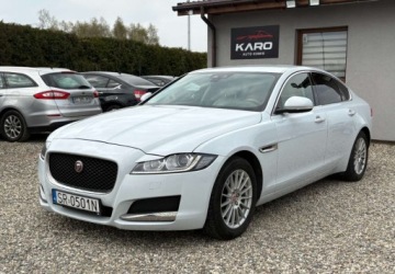 Jaguar XF II Sedan 2.0 i4D 163KM 2017 Jaguar XF Samochod z gwarancja 2.0 Diesel 163KM, zdjęcie 1